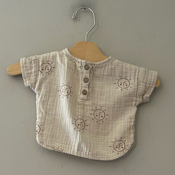 $11 ADD ON quincy mae muslin sunshine tee 0-3M Zara Mini Boden Rylee + Cru - Picture 2 of 3